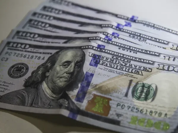 Dólar