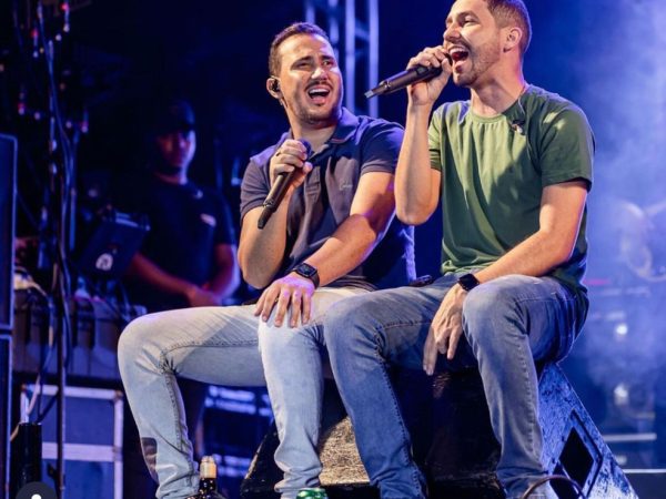 Iguinho e Lulinha durante show — Foto: Arquivo Pessoal