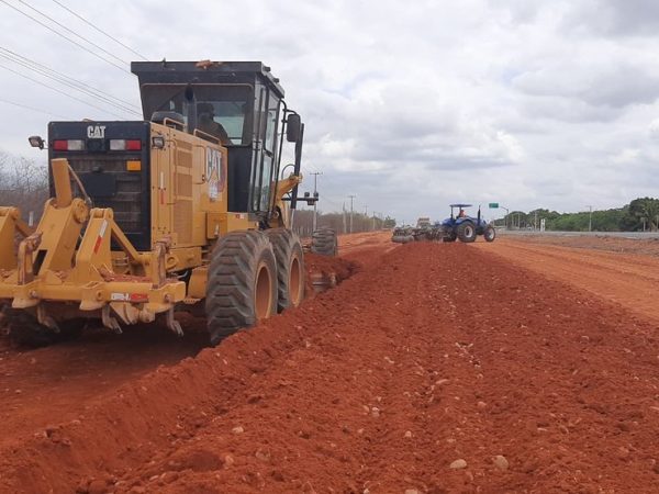 Obra no primeiro lote de duplicação da BR-304 — Foto: Carlos Costa/Divulgação