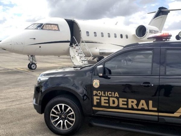 Ele é acusado de comandar o cartel de Jalisco Nueva Geración, organização ligada ao narcotráfico no México — Foto: Reprodução/PF