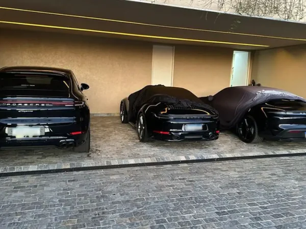 Macapá (AP), 22/07/2025 - Carros apreendidos pela Polícia Federal e CGU durante Operação Route 156, para combater fraudes em licitações do DNIT/AP. Foto: PF/Divulgação