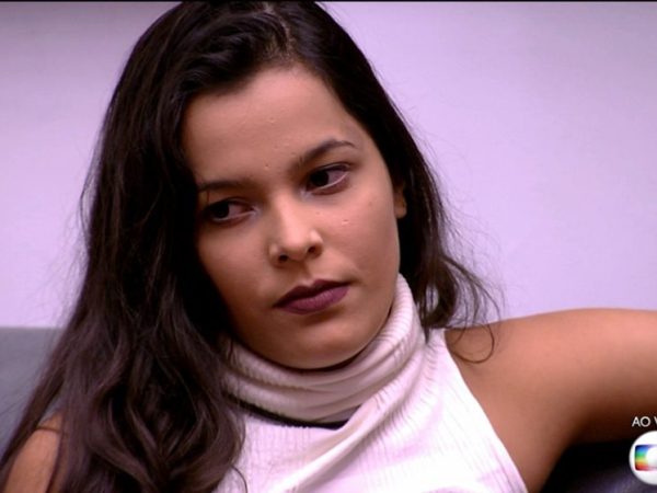 A vencedora do Big Brother Brasil 17 presta depoimento nesta segunda-feira (17/4) na Delegacia da Mulher - Reprodução/TV Globo