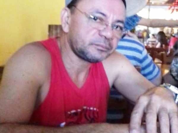 Lourenço Salvino da Silva, de 51 anos, é dono de uma empresa de bombas de água no bairro da Ribeira, em Natal (Foto: Arquivo da Família)