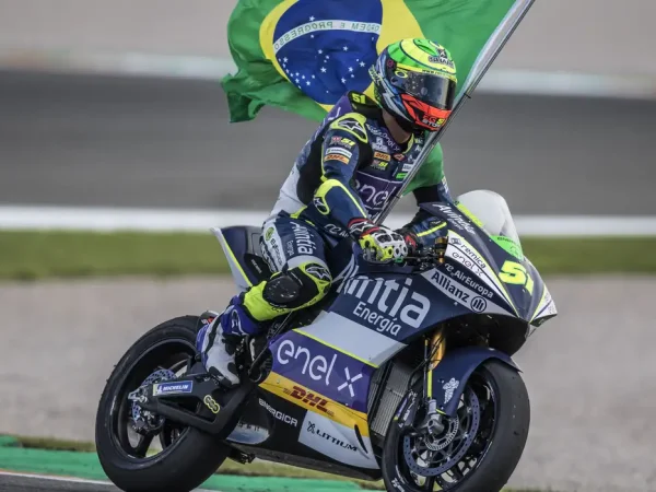 Eric Granado, piloto brasileiro de motovelocidade, nas categorias MotoE e MotoGP