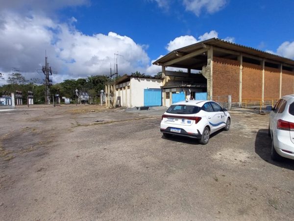 Cabos de cobre foram roubados da Estação Elevatória de Água Bruta de Gramame da Cagepa — Foto: Antônio Vieira/ TV Cabo Branco
