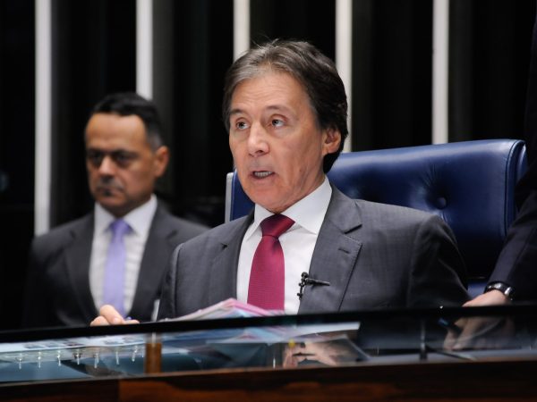 Eunício Oliveira (PMDB-CE) (Foto: Waldemir Barreto/Agência Senado)