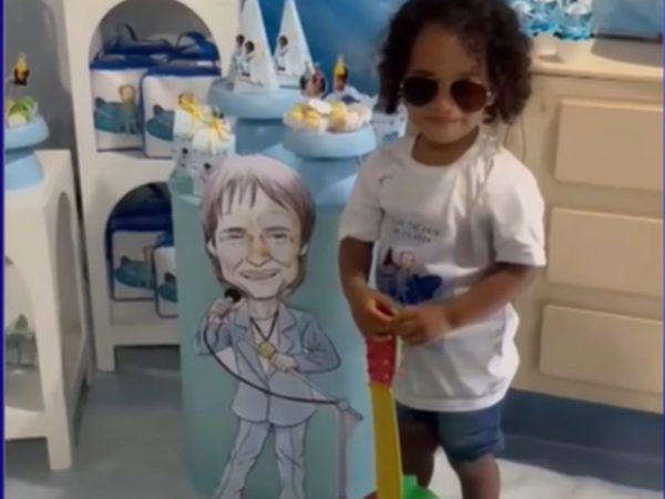 Malconm Santos, em seu aniversário de 3 anos, com tema do cantor Roberto Carlos — Foto: TV Cabo Branco/Reprodução