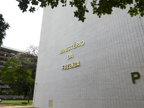 Brasília (DF), 10/04/2023 - Fachada do ministério da Fazenda.