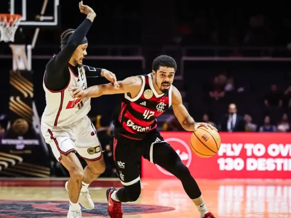 Singapura, 19/09/2025 - Lance de jogo entre os times do Flamengo e Illawarra Hawks, pelo Mundial de basquete masculino. Foto: Fiba/Divulgação