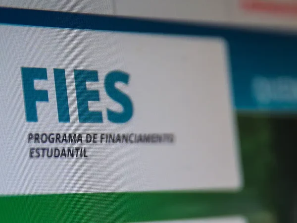 Fundo de Financiamento Estudantil,Fies