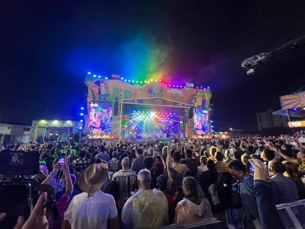 São João de Campina Grande — Foto: Erickson Nogueira/g1