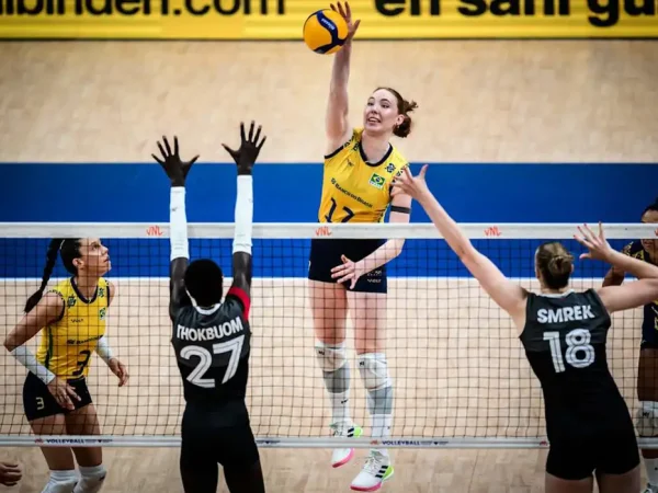 Canadá- 20/06/2025 - Seleção feminina de vôlei sofre, mas bate Canadá na Liga das Nações.  Foto World Volleyball/Divulgação