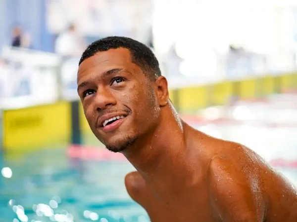 Gabrielzinho quebra recorde mundial na prova dos 50m borboleta classe S2,