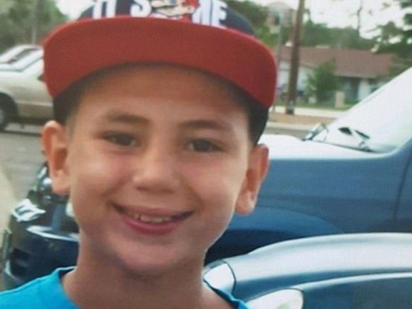 As investigações descobriram ainda que o menino de 13 anos era colocado em um canil durante horas sem comida (Foto: Reprodução)