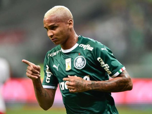 Atacante Deyverson marcou o gol do Palmeiras na vitória contra o Inter por 1 a 0, no Allianz Parque — Foto: Fernando Dantas / Gazeta Press