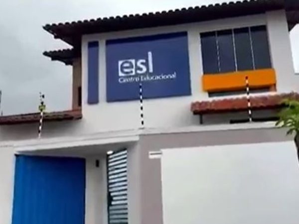 A empresa ESL Centro Educacional foi alvo da investigação — Foto: TV Cabo Branco/reprodução