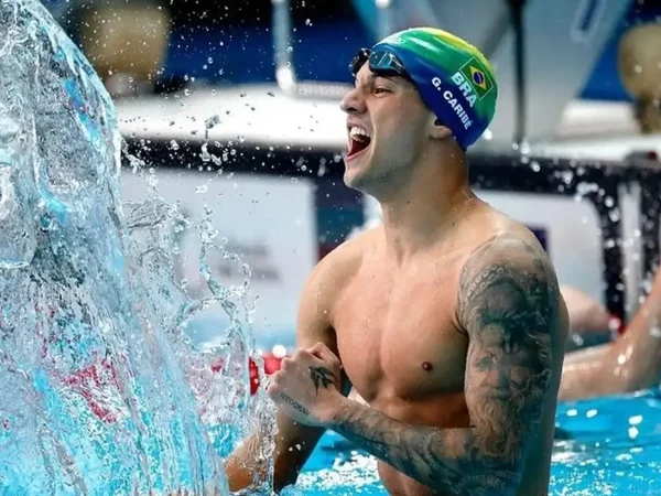 Guilherme Caribé fatura prata nos 100m livre do Mundial de piscina curta, em 12/12/2024