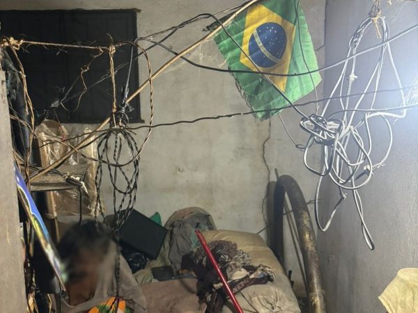 Idoso resgatado no interior da Paraíba — Foto: Divulgação/Polícia Civil