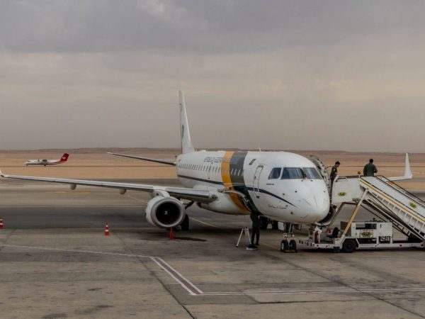 Avião que trará o grupo de brasileiros de Gaza que segue para o Cairo. Retorno ao Brasil está previsto para segunda-feira. Foto: Fab/Gov.Br