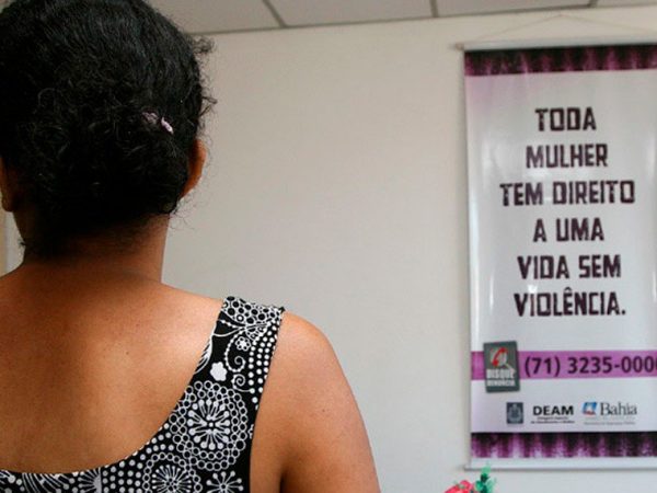 Delegacia da Mulher na Bahia: nova lei derruba redução de pena e prazo menor para prescrição no caso crime sexual PCBA/DEAM - Periperi