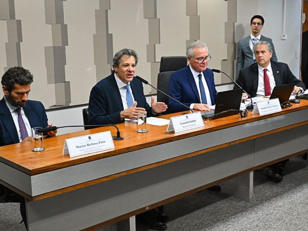 O ministro da Fazenda, Fernando Haddad, defendeu o fim da isenção tributária de títulos incentivados Jefferson Rudy/Agência Senado