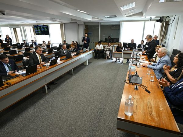 Bancada:
senador Hamilton Mourão (Republicanos-RS); 
senador Laércio Oliveira (PP-SE); 
senador Izalci Lucas (PL-DF).