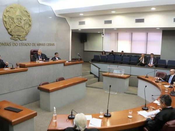 Projeto inclui postulação em tribunais de contas no rol de atividades privativas da advogacia Daniele Fernandes/TCE-MG