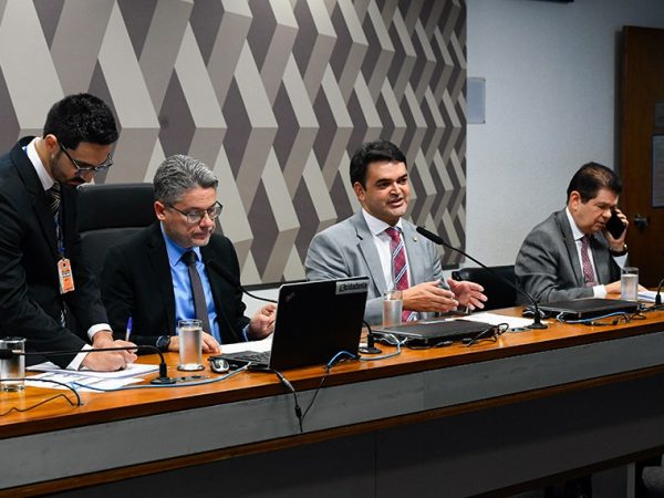 Mesa: 
senador Alessandro Vieira (MDB-SE);
presidente eventual da CMMPV 1.202/2023, senadora Teresa Leitão (PT-PE);
relator da CMMPV 1.202/2023, deputado Rubens Pereira Júnior (PT-MA).