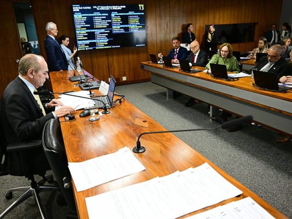 Sessão da CAS presidida pelo senador Marcelo Castro Geraldo Magela/Agência Senado