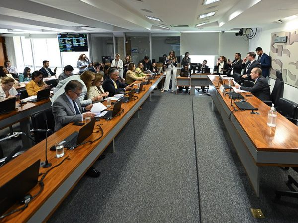 imagem_materia Bancada:
senadora Zenaide Maia (PSD-RN);
senador Eduardo Girão (Novo-CE);
senadora Jussara Lima (PSD-PI);
senadora Roberta Acioly (Republicanos-RR).