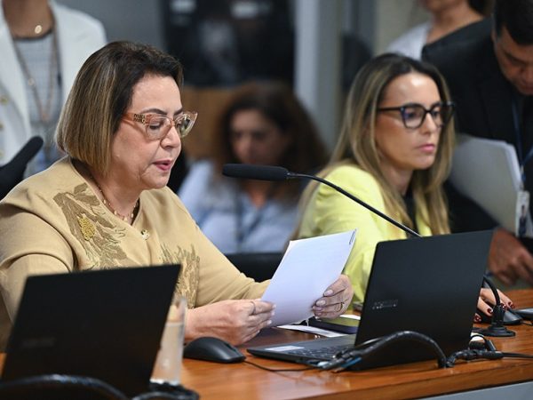 imagem_materia Bancada:
senadora Jussara Lima (PSD-PI), em pronunciamento;
senadora Roberta Acioly (Republicanos-RR).