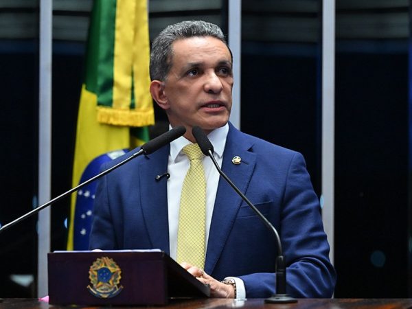Em discurso, à tribuna, senador Mecias de Jesus (Republicanos-RR).