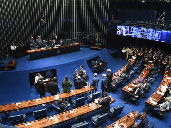 Participam:
líder do governo no Congresso Nacional, senador Randolfe Rodrigues (PT-AP); 
senador Sergio Moro (União-PR); 
senador Izalci Lucas (PL-DF);
líder do governo no Senado Federal, senador Otto Alencar (PSD-BA); 
senadora Leila Barros (PDT-DF); 
senador Rogerio Marinho (PL-RN); 
senador Carlos Portinho (PL-RJ);
líder do governo no Senado Federal, senador Otto Alencar (PSD-BA); 
senador Esperidião Amin (PP-SC).