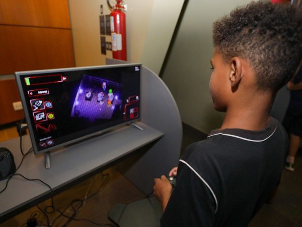 O objetivo do projeto é resguardar crianças de conteúdos nocivos ao desenvolvimento emocional e cognitivo Geovana Albuquerque/Agência Brasília