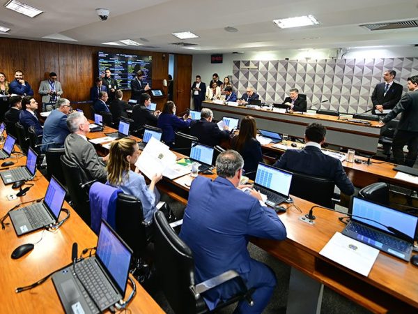 Bancada:
deputado Luiz Lima (Novo-RJ);
deputada Adriana Ventura (Novo-SP);
senador Izalci Lucas (PL-DF); 
deputada Bia Kicis (PL-DF); 
senador Sergio Moro (União-PR);
senador Rogerio Marinho (PL-RN).