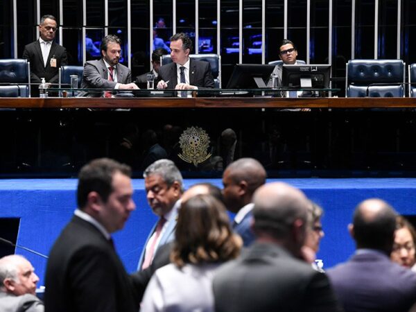 Mesa: 
presidente do Senado Federal, senador Rodrigo Pacheco (PSD-MG); 
secretário-geral da Mesa do Senado Federal, Gustavo A. Sabóia Vieira.