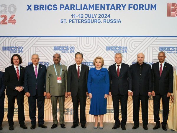 Fórum Parlamentar dos Brics em 2024, na Rússia; Veneziano Vital do Rêgo (2º à esq) representou o Senado Alexei Danichev/Photohost agency