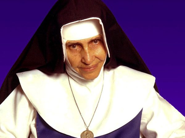 Irmã Dulce foi uma das mais importantes, influentes e notórias ativistas humanitárias do século XX. Suas grandes obras de caridade são referência nacional, e ganharam repercussão pelo mundo, tanto que seu nome é sempre relacionado à caridade e amor ao próximo. Foi indicada ao Prêmio Nobel da Paz no ano de 1988 pelo então presidente do Brasil, José Sarney, porém não ficou com o título. Em 2011 foi beatificada pelo enviado especial do Papa Bento XVI, Dom Geraldo Majella Agnelo, em Salvador, sendo a beatificação o último passo antes da canonização. Irmã Dulce pode se tornar a primeira Santa Católica nascida no Brasil. Em 2001 foi eleita 