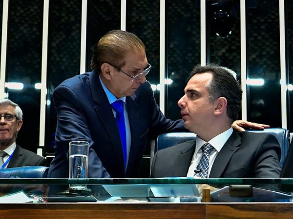 Mesa: 
senador Jaques Wagner (PT-BA);
senador Jader Barbalho (MDB-PA);
presidente do Senado Federal, senador Rodrigo Pacheco (PSD-MG).