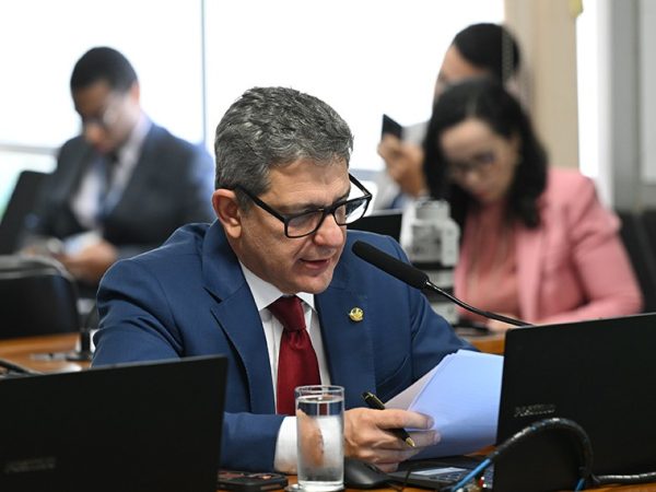 O senador Rogério Carvalho relatou o projeto Saulo Cruz/Agência Senado