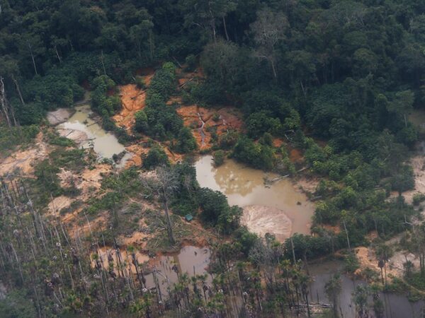 Garimpo ilegal em terras indígenas: a maior parte da extração está localizada na Amazônia Fernando Frazão/Agência Brasil