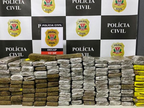 De acordo com a PEC, deve ser considerado crime o porte e a posse de qualquer quantidade de droga Reprodução/Polícia Civil SP