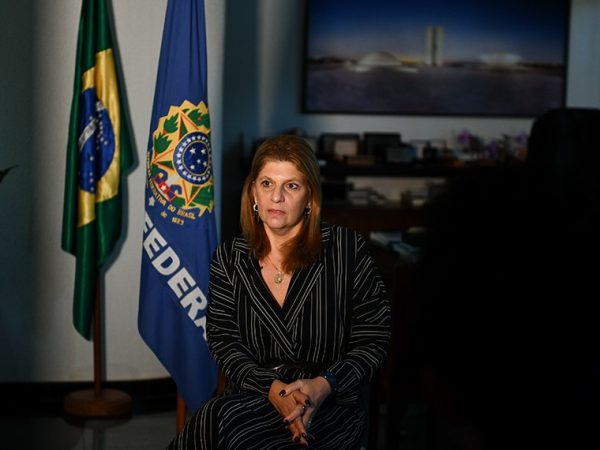 Diretora-geral do Senado, Ilana Trombka explicou como surgiu a ideia de contratar mulheres vítimas de violência doméstica, garantindo acolhimento e preservando o anonimato das funcionárias Jean Copetti/Senado Federal