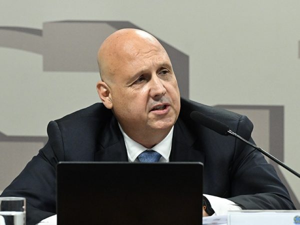 À mesa, em pronunciamento, indicado para exercer o cargo de presidente da Comissão de Valores Mobiliários (CVM), Otto Eduardo Fonseca de Albuquerque Lobo (MSF 1/2026).