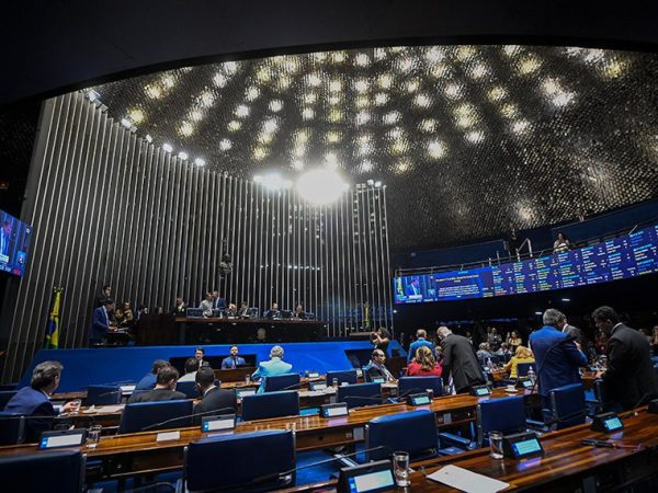 Mesa: 
senador Lucas Barreto (PSD-AP);
senador Marcelo Castro (MDB-PI); 
presidente do Senado Federal, senador Davi Alcolumbre (União-AP); 
secretário-geral da Mesa do Senado Federal, Danilo Augusto Barboza de Aguiar;
4º secretário da Mesa do Senado Federal, senador Laércio Oliveira (PP-SE).
