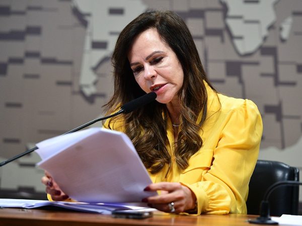 Mesa: 
relatora do PL 3113/2023 , senadora Professora Dorinha Seabra (União-TO), em pronunciamento.