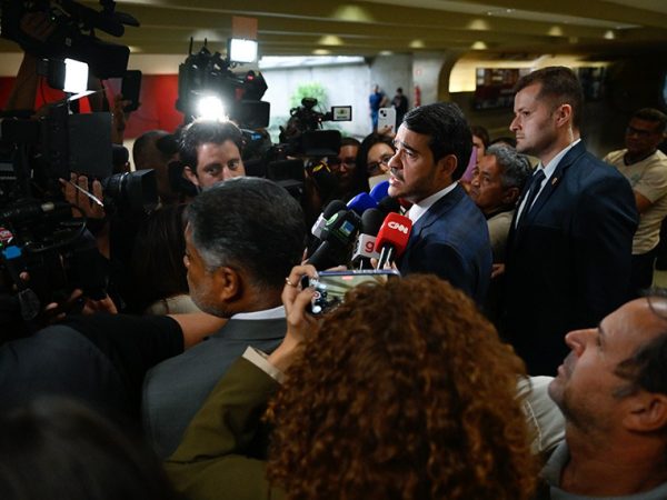 Indicado ao STF, o atual advogado-geral da União será sabatinado na CCJ pela manhã Andressa Anholete/Agência Senado