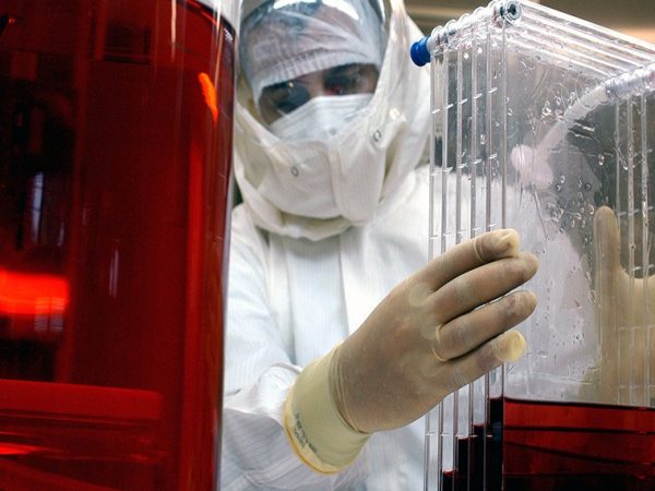 Desenvolvimento e uso de novas tecnologias no Complexo Econômico-Industrial da Saúde estarão em debate Peter Ilicciev/Fiocruz Imagens