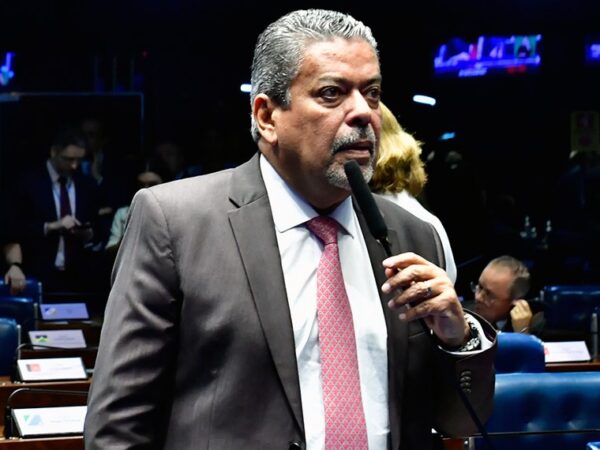 Bancada: 
senador Izalci Lucas (PSDB-DF); 
senador Dr. Hiran (PP-RR).