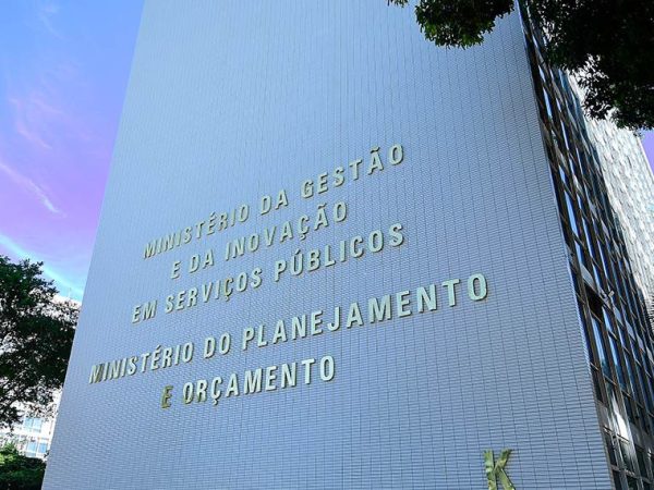 Medida provisória formaliza acordos firmados pelo Ministério da Gestão e da Inovação com funcionários federais Pedro França/Agência Senado